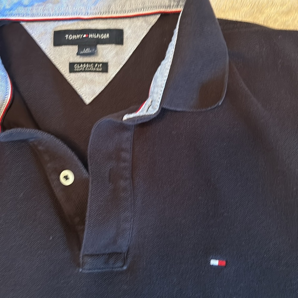 🔥Tommy Hilfiger polo shirt - Picture 2 of 3